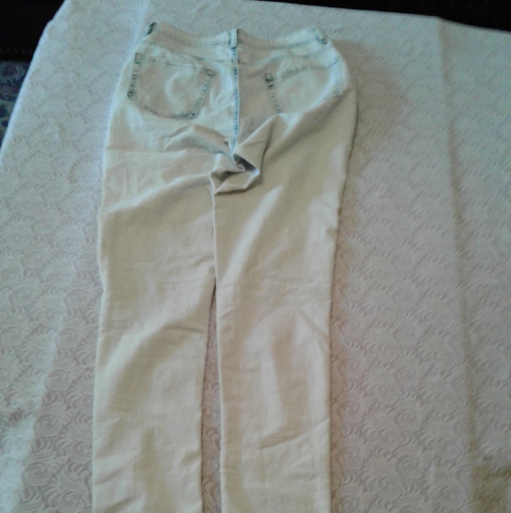 🌺 REDFOX Bleached Out Ripped High Rise SkinnyJeans - Picture 5 of 8